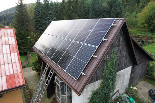 Fotovoltaická elektrárna na původní stodole