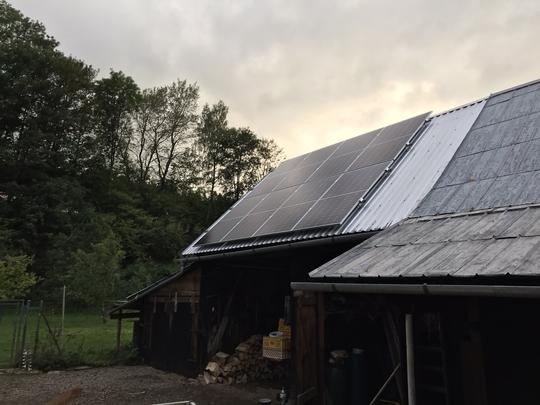 Fotovoltaická elektrárna na stodole